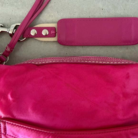 Rare Coach Y2K Fuchsia satin Shoulder Bag - Picture 9 of 16